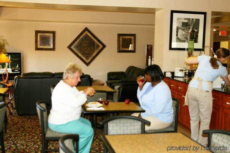 Hampton Inn Lindale/Tyler Ресторан фото